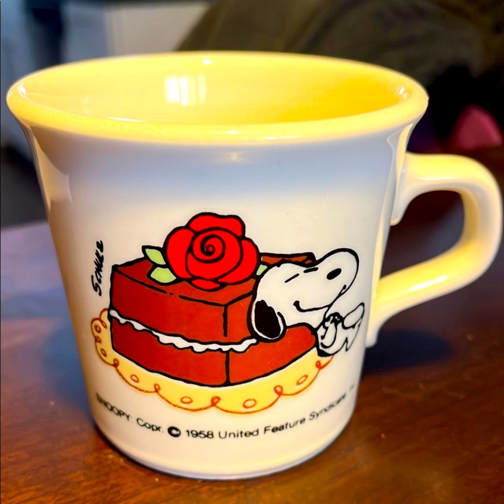 New vintage snoopy mug coffee tea collectible collector peanuts